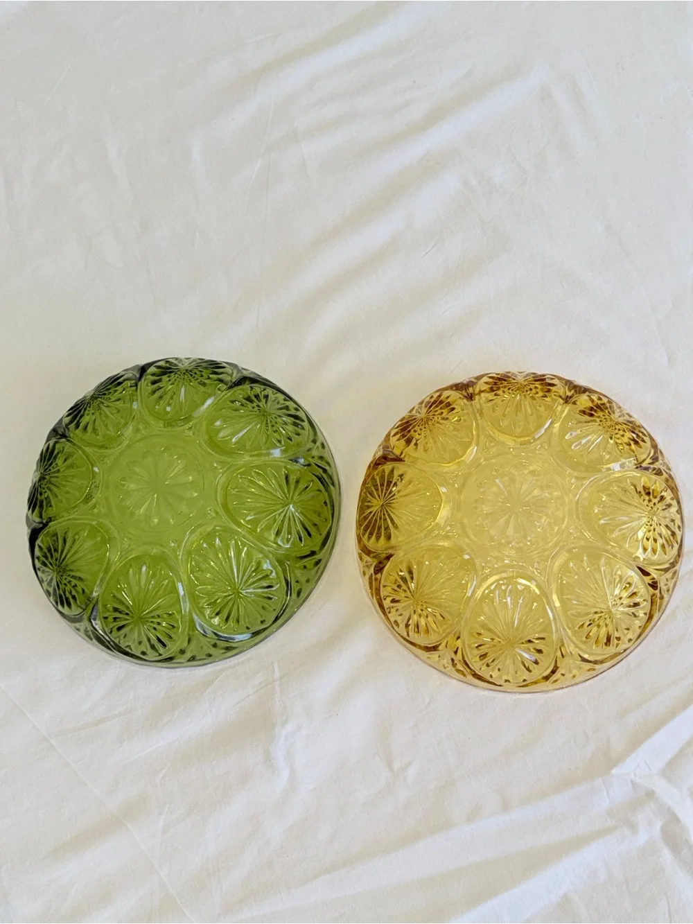 Vintage Anchor Hocking Medallion Glass Bowls Avocado Green & Amber Gold Set of 2